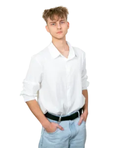 Modrá minimalistická ikona domečku s lupou, skrze lupu je vidět symbol dolaru.